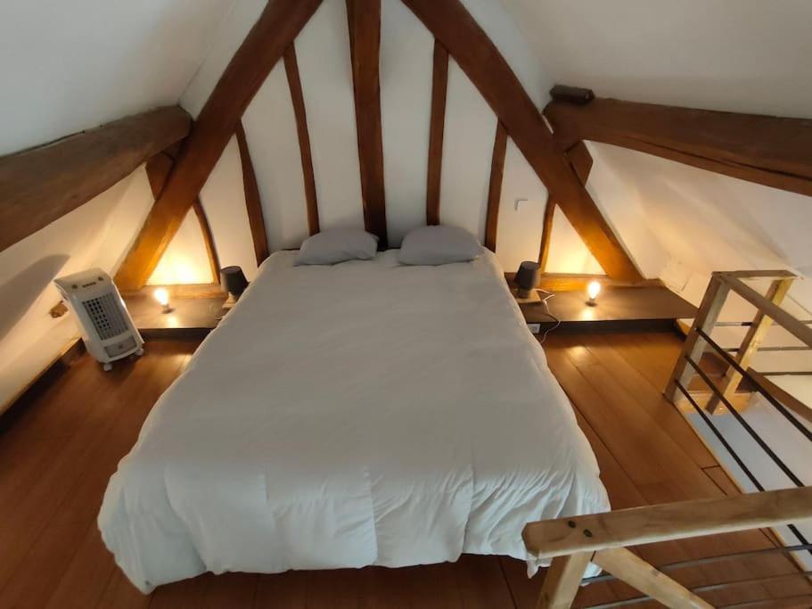 Villa Le Ptit Loft à Brechamps Extérieur photo